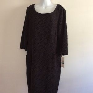 NEW Sharagano Women’s dress black textured size 16